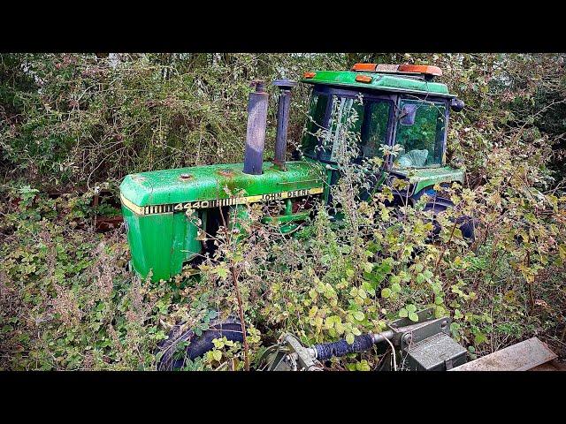 RECOVERING ABANDONED JOHN DEERE FARM TRACTOR