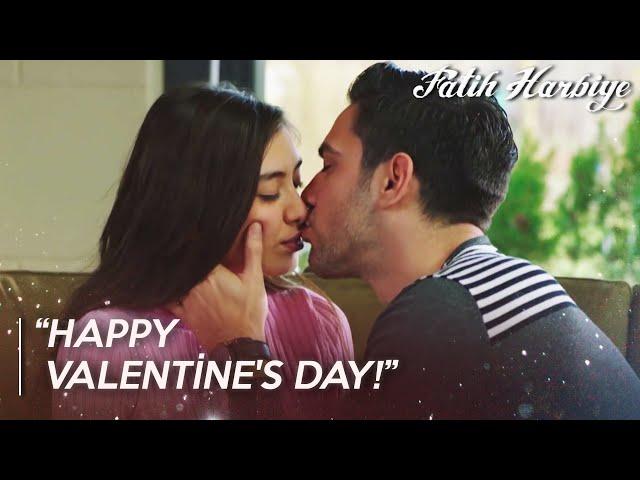 Macit's first kiss with Neriman! | مسلسل فاتح حربية