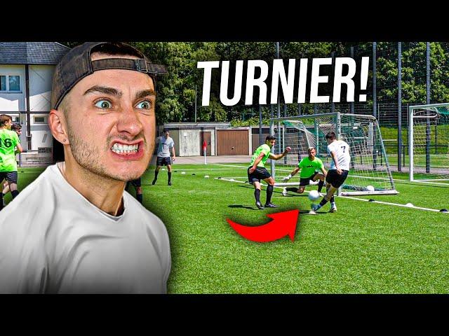 WIR SPIELEN BEI EINEM CREATOR-FUßBALL TURNIER und DAS ist passiert...