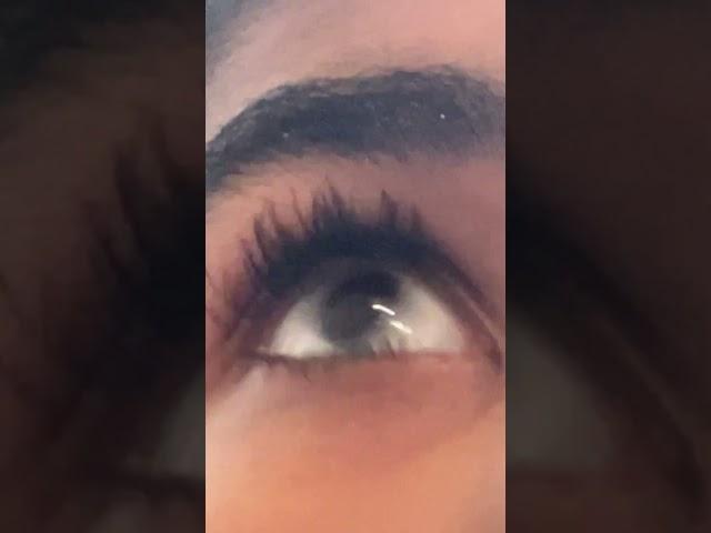 my bffs cousin walked in lol are my eyelashes lashin? #bloopers #lashes #eyes #eyelashes #trend #eye