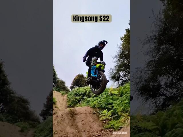 Kingsong S22 the Eagle  flys #euc #kingsongs22 #mtbjumps #sendit #shorts #fyp