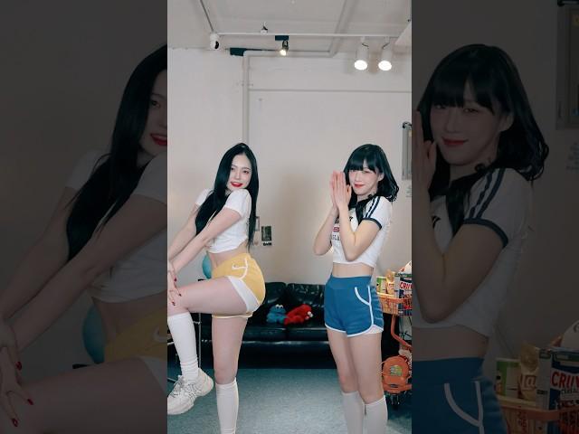 그거 그렇게 하는거 아니라구 #뚜떠즈 #dduddeoz #댄스 #댄스챌린지 #dance #dancechallenge #challenge #kpop #챌린지 #미니언즈