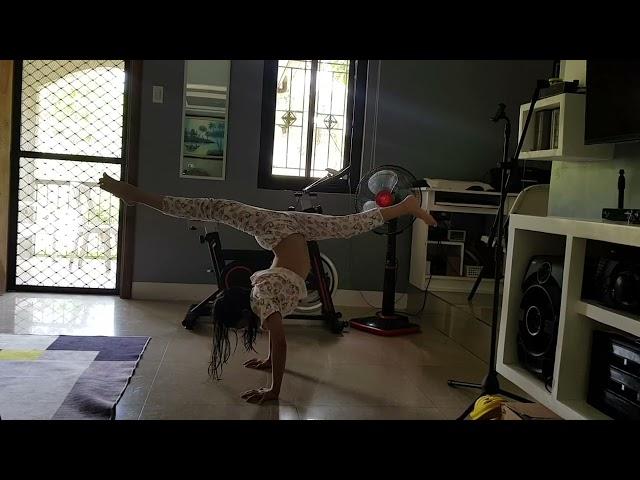 Split Handstand Part2