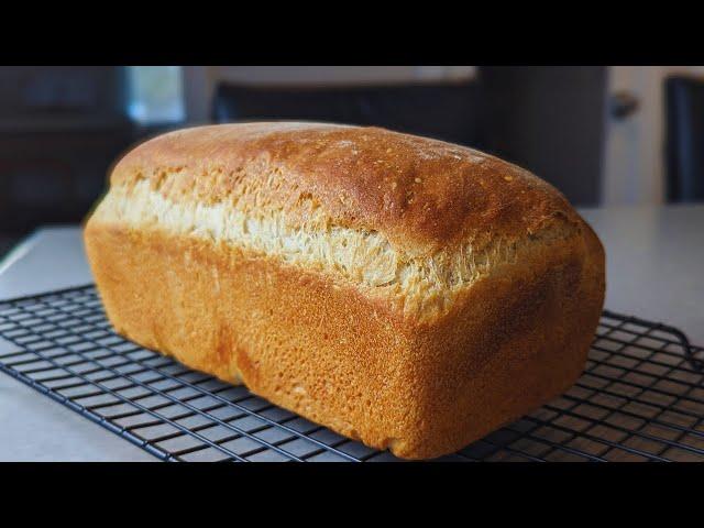 Crispy bread, like in a bakery. Stays fresh for a long time, does not crumble.