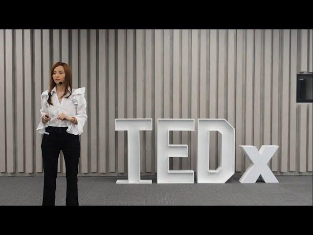 El impacto de la tecnología en el mundo empresarial | María Catalina Fernandez Ruiz | TEDxUIS