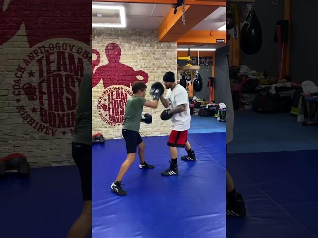 Mittwork boxing work.