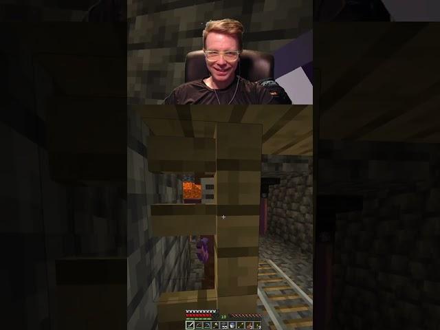 He doesn't know where I'm at... (Minecraft)