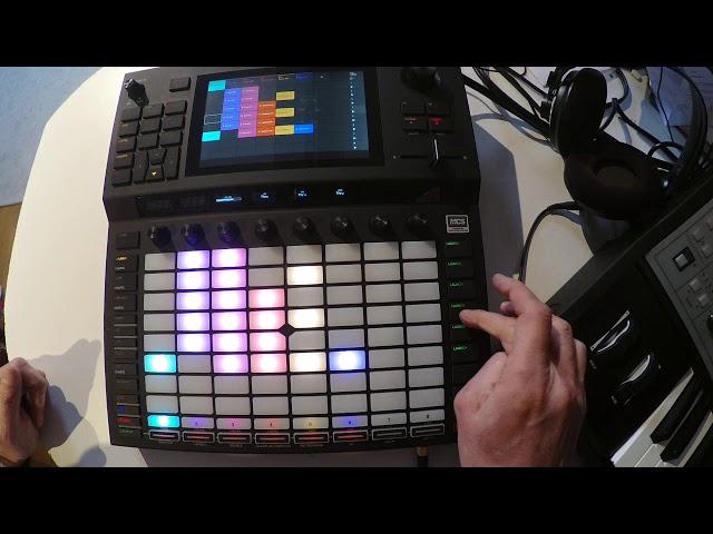 Akai Force Mini Tutorial: Master Effect and Qlink knobs