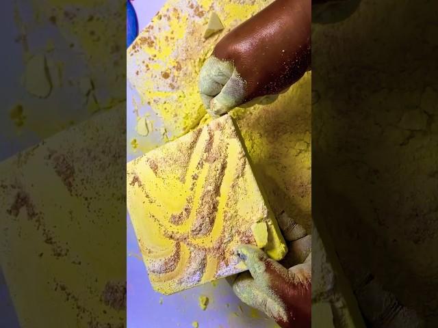 Big block ASMR crushes #oddlysatisfying #anxietyrelief #asmrsounds #gymchalkasmr #ahorts