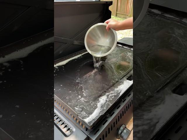 How to clean & prep your new griddle #griddle #grilling #campchef #gridiron