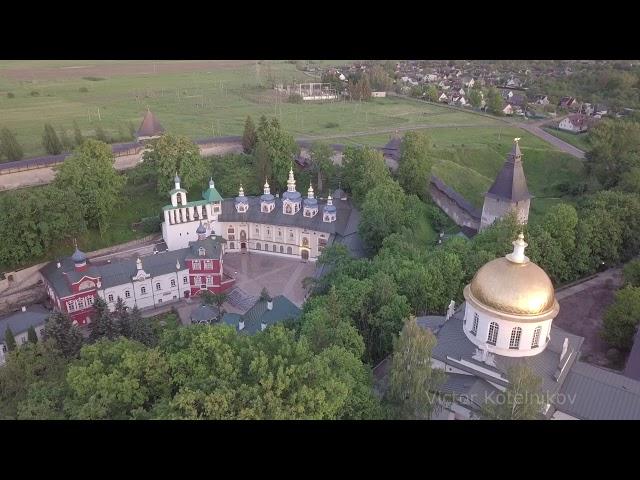 Свято-Успенский Псково-Печерский монастырь: звон, колокола, пещеры, немного истории (англ. субтитры)