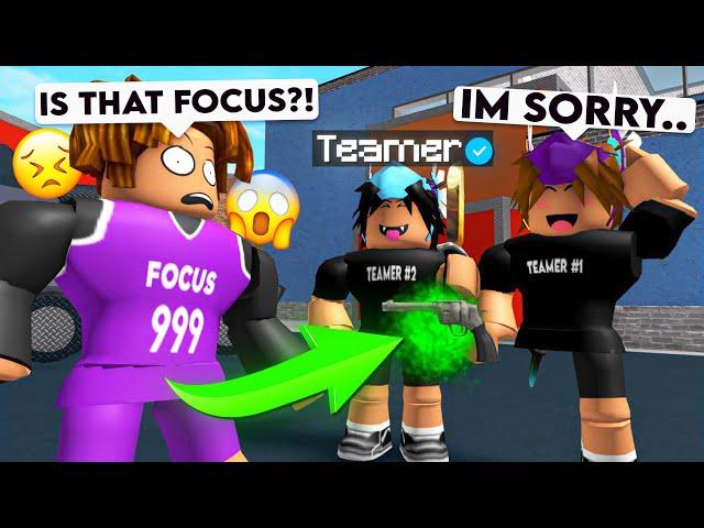 I BECAME A TEAMER IN MM2  (Murder Mystery 2)