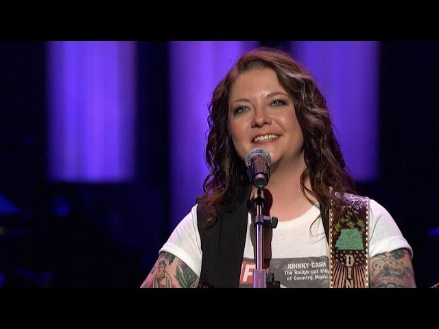 Ashley McBryde - Girl Goin' Nowhere (Grand Ole Opry Debut - June 16, 2017)