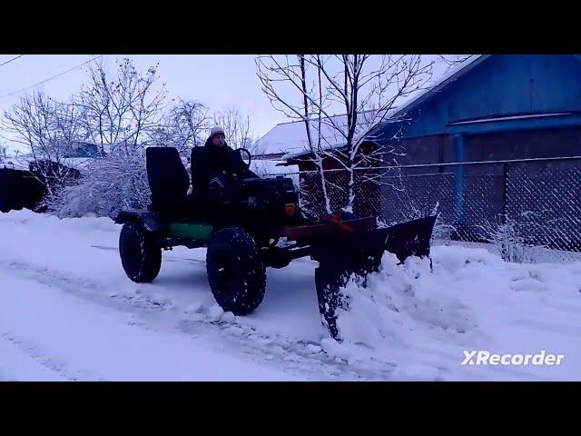 Чистка снега на УАЗе с двигателем от мотоблока.