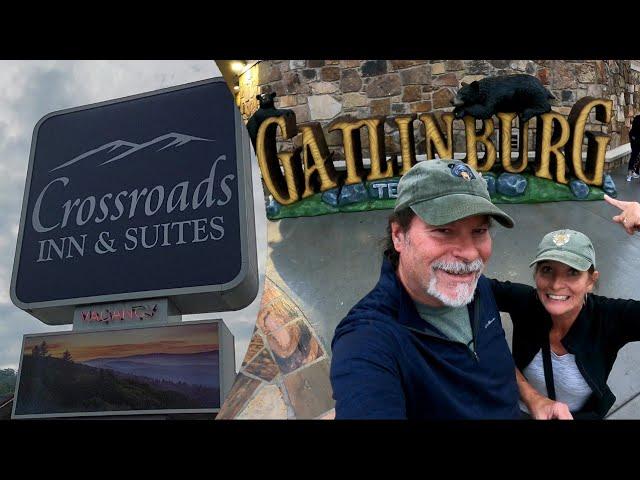 Gatlinburg - Crossroads Inn & Suites