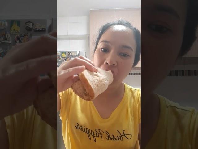 Lets eat My Pancit with Bread#asmr #food #trending #foodie #shorts #satisfying
