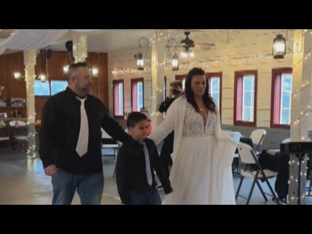 Bride Shocked After Walking Into Empty Wedding Venue