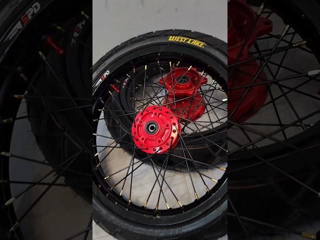 Honda XR150 Supermoto Wheelset #honda #shorts #xr150 #xr150supermoto #motard