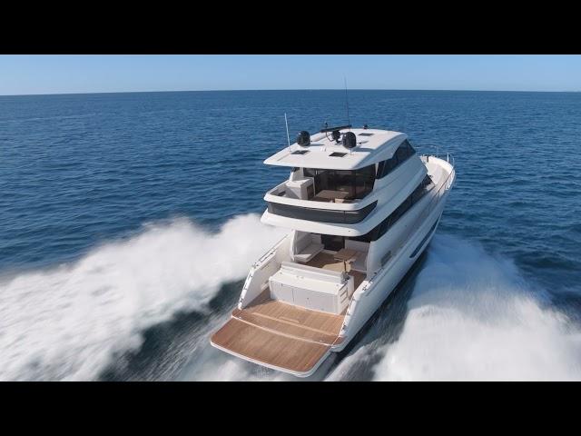 Maritimo M55 Flybridge Motor Yacht Trailer