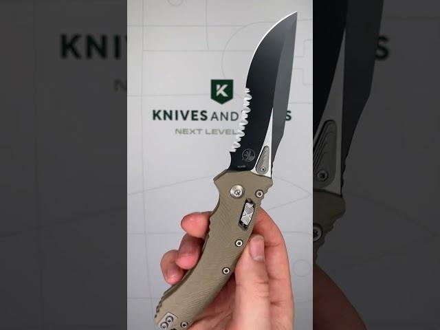 Microtech Amphibian 137RL 2FLGTTA, Two Tone Black M390MK,Tan G 10, partially serrated pocket knife