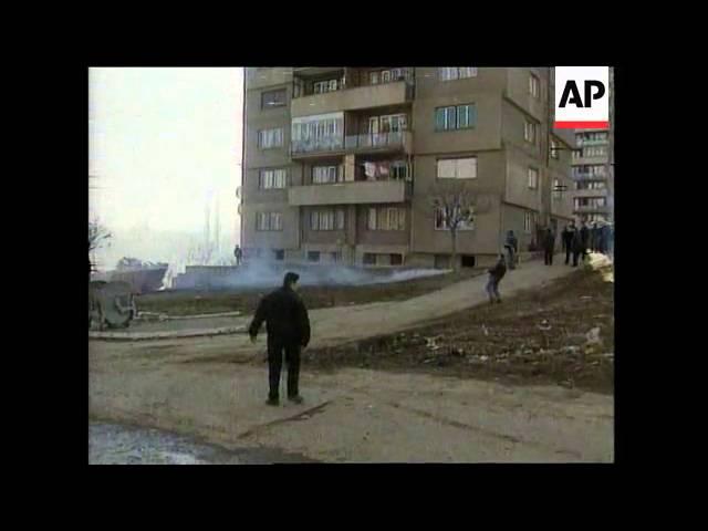 KOSOVO: MITROVICA: TENSIONS MOUNTING