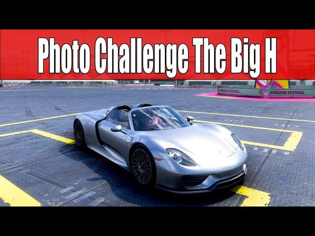 Forza Horizon 5 Photo Challenge The Big H - Horizon H decal at the Oval Track