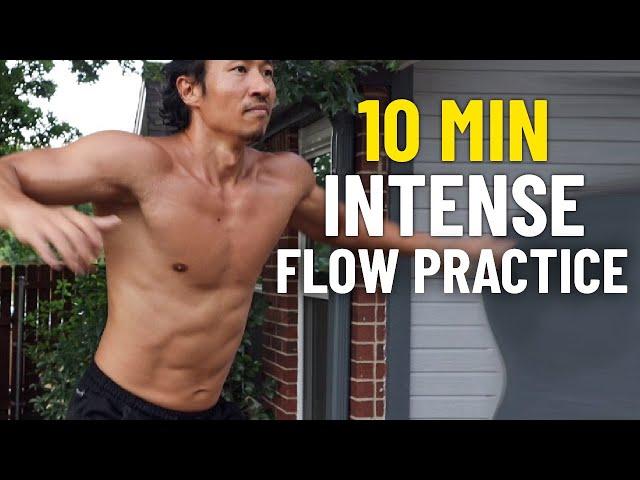 10 min Intense Flow Workout at home (with guided Meditation)