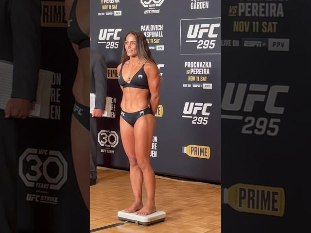 TABATHA RICCI BATE O PESO PARA O #ufc295