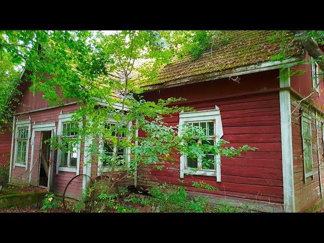 Abandoned MASSIVE log house. Full of old stuff and nice abandoned car! 4k