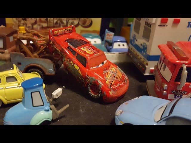 Disney Pixar Cars 3 Crashed/Race Damaged Lightning McQueen (Rusteze #95) Custom Review