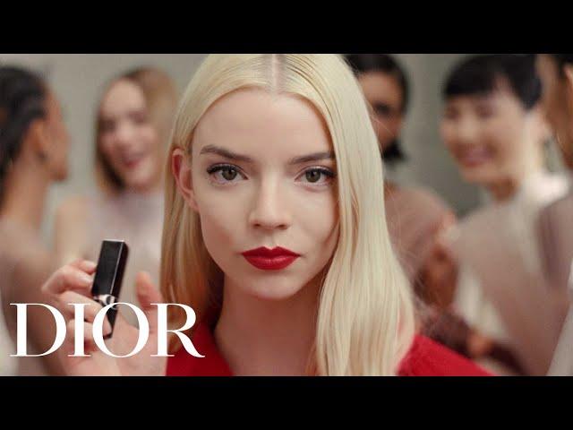 Rouge Dior, The New Couture Lipstick - Preparing her 'Coup de Trafalgar