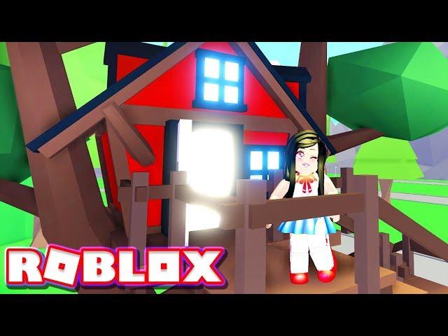 I GOT THE NEW TREE HOUSE in Roblox ADOPT ME!