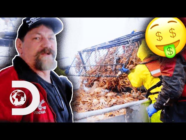 Fleet Nets Over $13 Million By The End Of The Season! | Deadliest Catch