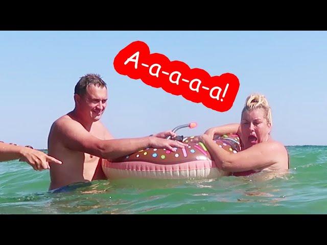 VLOG Напугала Ларису в воде