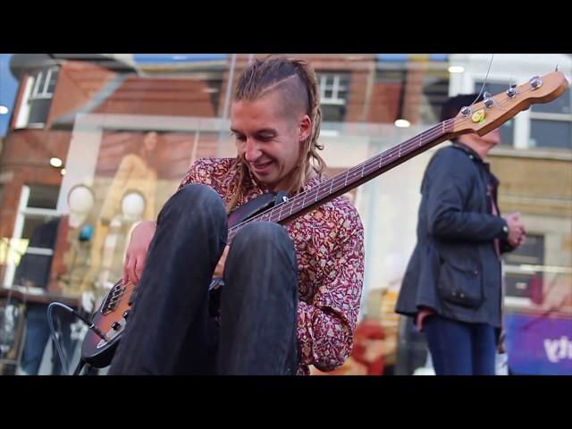 Red Hot Chilli Peppers - Can't Stop  Dr Funk Slap Bass Cover (Busking Sessions  Newquay)