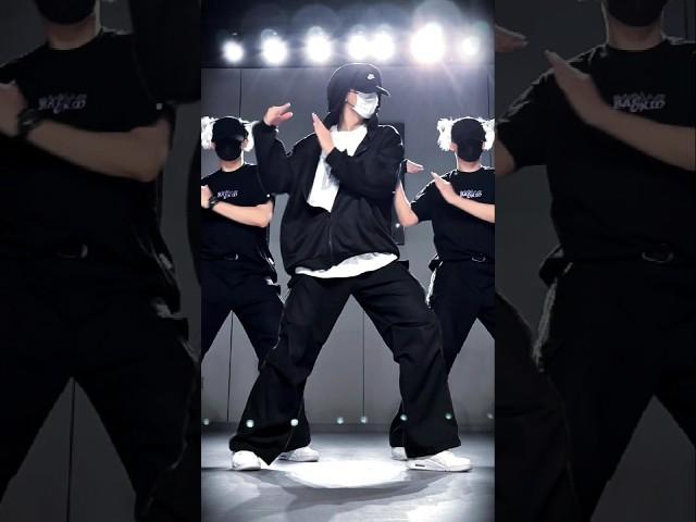 Take a While (Yellow Lockdown), Tiger Teeth Shake | 虎牙摇舞蹈 – Mijiu #dancecover