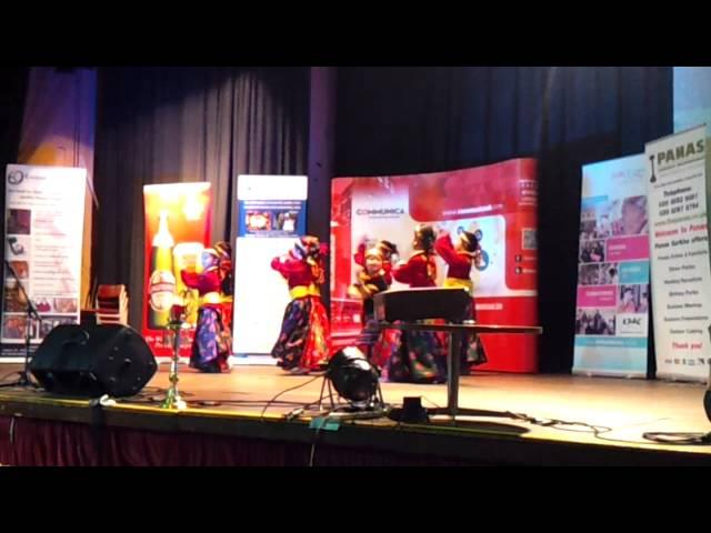 Nepalese Gurkha Girls Dance: June ta laagyo tara l