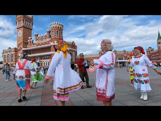 Марийские пляски с фольклорным ансамблем "Весела сем"  (1 часть)