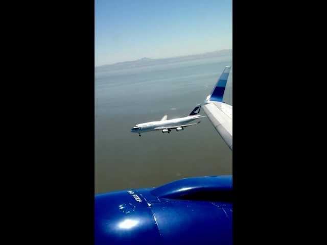 UA 757 Go-Around @ SFO After Losing Separation w/ Cathay 747