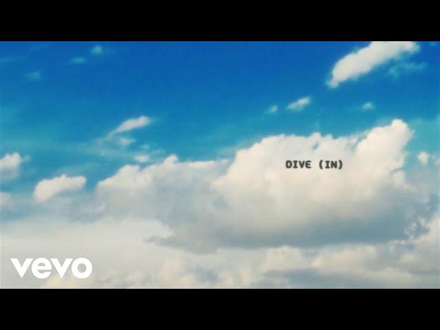 Holly Humberstone - Dive (Official Lyric Video)