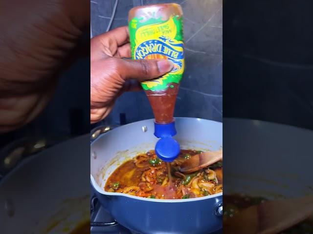 Spicy smoked noodles jollof