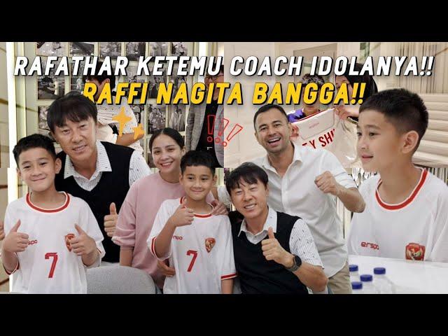 COACH SHIN TAE YONG MAMPIR KE ANDARA BUAT NGELATIH RAFATHAR MAIN BOLA?!!! RAFATHAR FULL SENYUM!!!