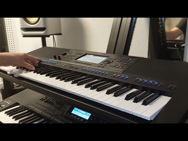 Yamaha PSR-SX700 new vs Korg pa3x old . Comparison 2023...both @1200 $