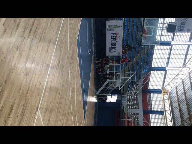Ariel Kemp En Los DEPORTES está realizando una transmisión en vivo