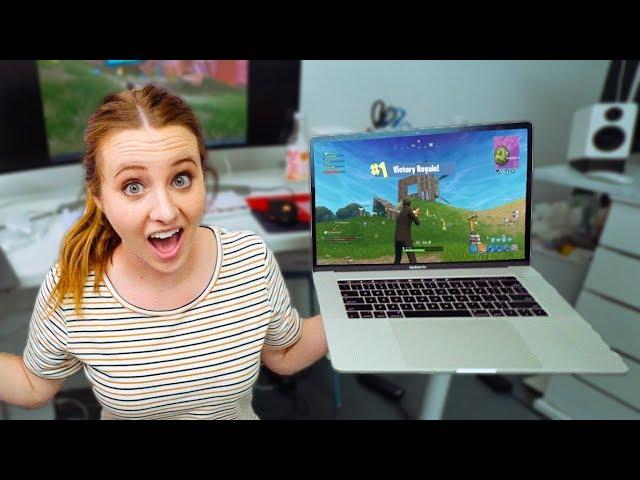 2018 Macbook Pro - FIRST TIME PLAYING FORTNITE 