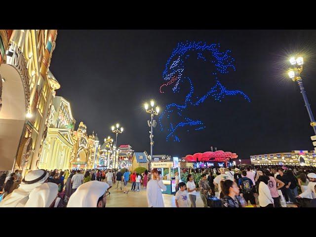 Mancare indiană,thailandeza și turcească.GLOBAL VILLAGE este un spectacol!Aleea cu mancare.Drone!