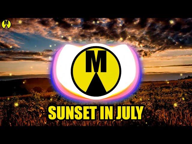 Moodygee & Marc Korn feat. Hello Ellie — Sunset In July
