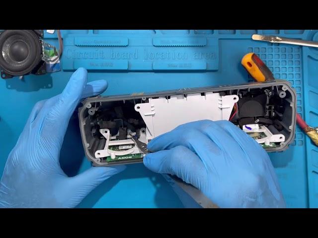 SONY SPEAKER SRS-XB31 Battery Replacement