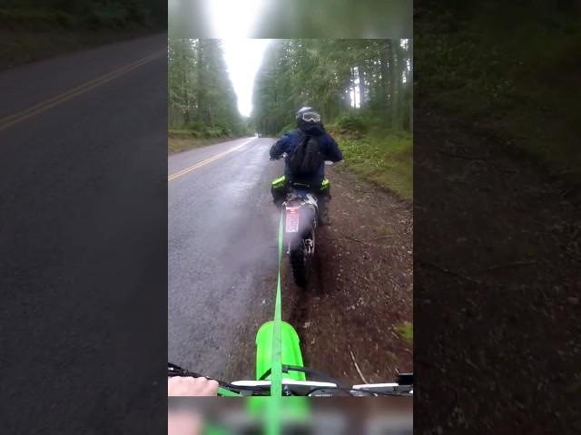 How Do You Tow A Dirtbike?? #enduro #dirtbike #motolife #2stroke