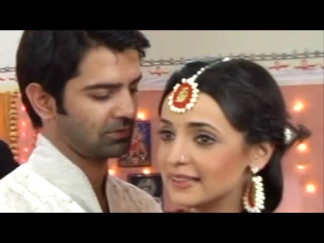 Barun Sobti & Sanaya Irani - bts haldi episode  sarun - Iss Pyaar Ko kya naam doon